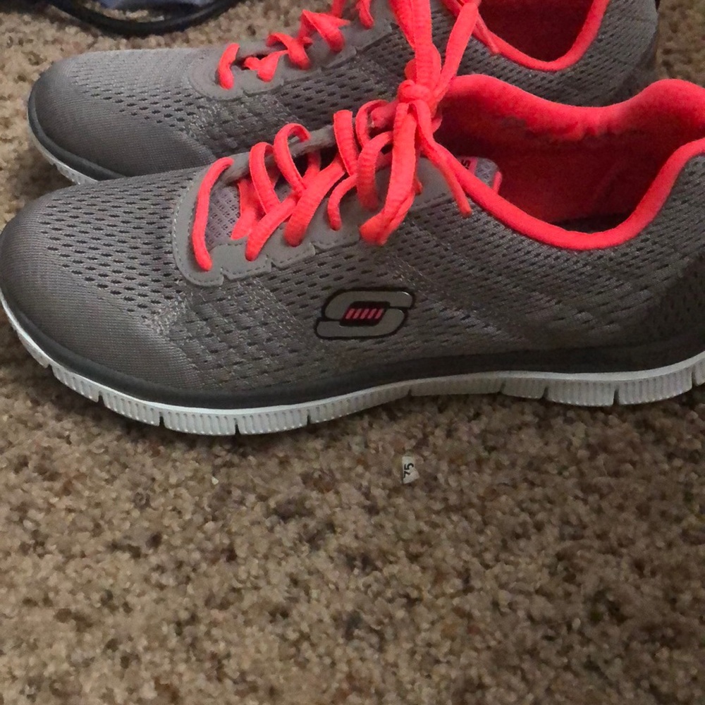 Skechers Memory foam